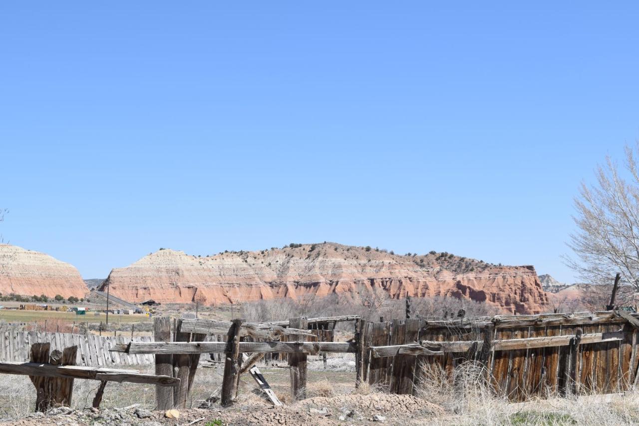 Log Cottages At Bryce Canyon #2 キャノンビル エクステリア 写真